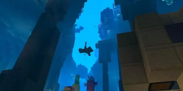 Minecraft player creates impressive pirate cove in hardcore world
