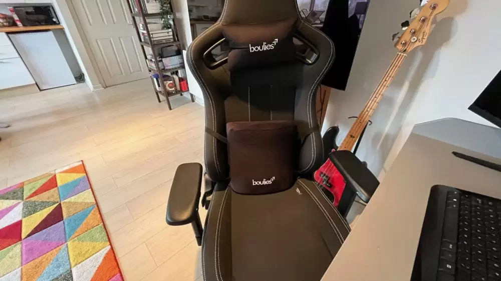 The Boulies Elite Max chair from the front